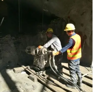 宁南水下抗分散灌浆料特点 水下不分散注浆料介绍